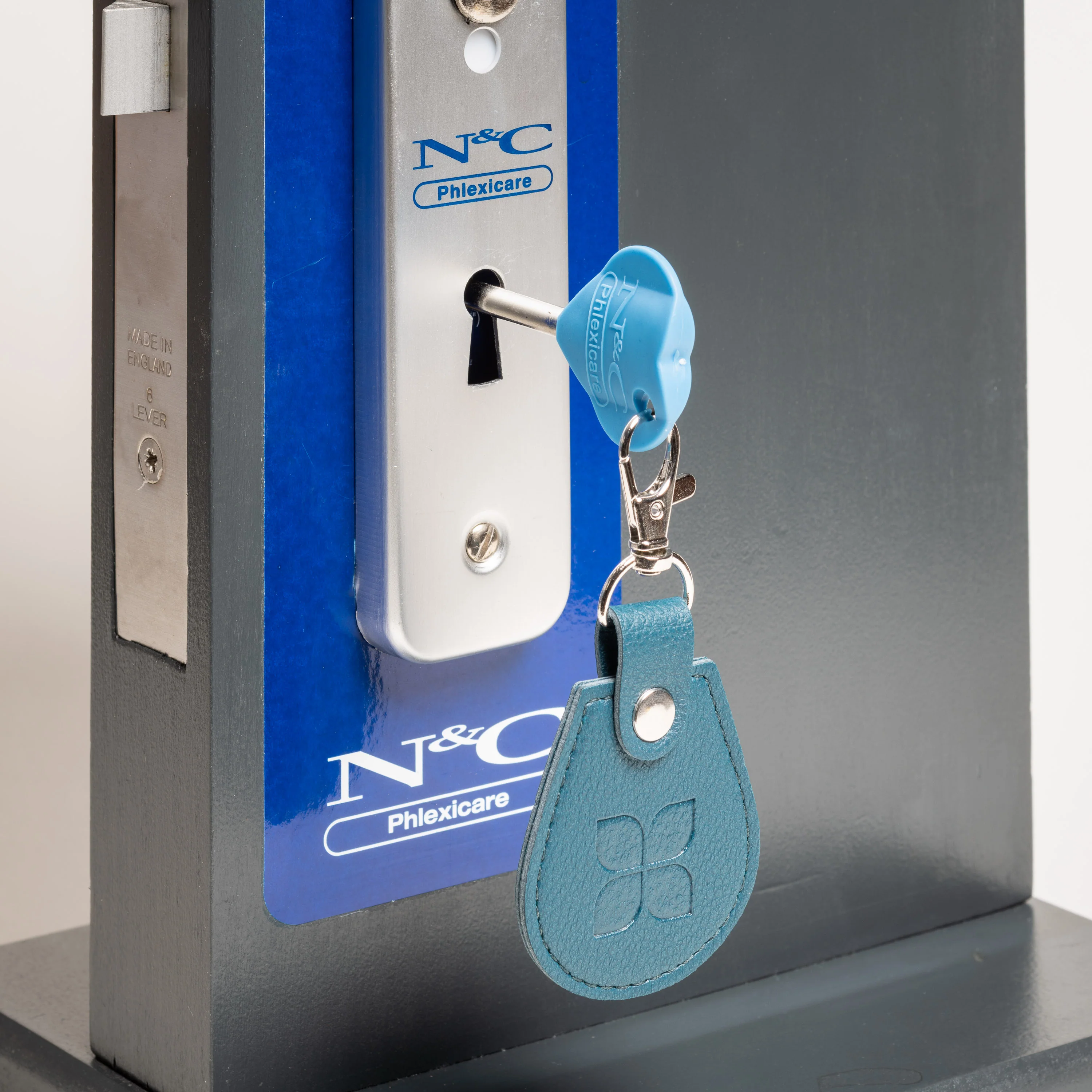 Recycled Bottles Keyring with Disabled Toilet RADAR Key in Peacock - Image 6